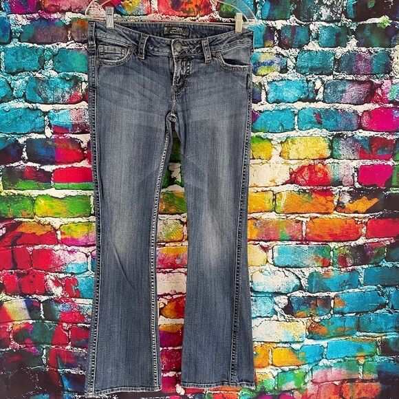 Silver Jeans Denim - Silver Frances 18” Denim Jeans Size 30 x 31
